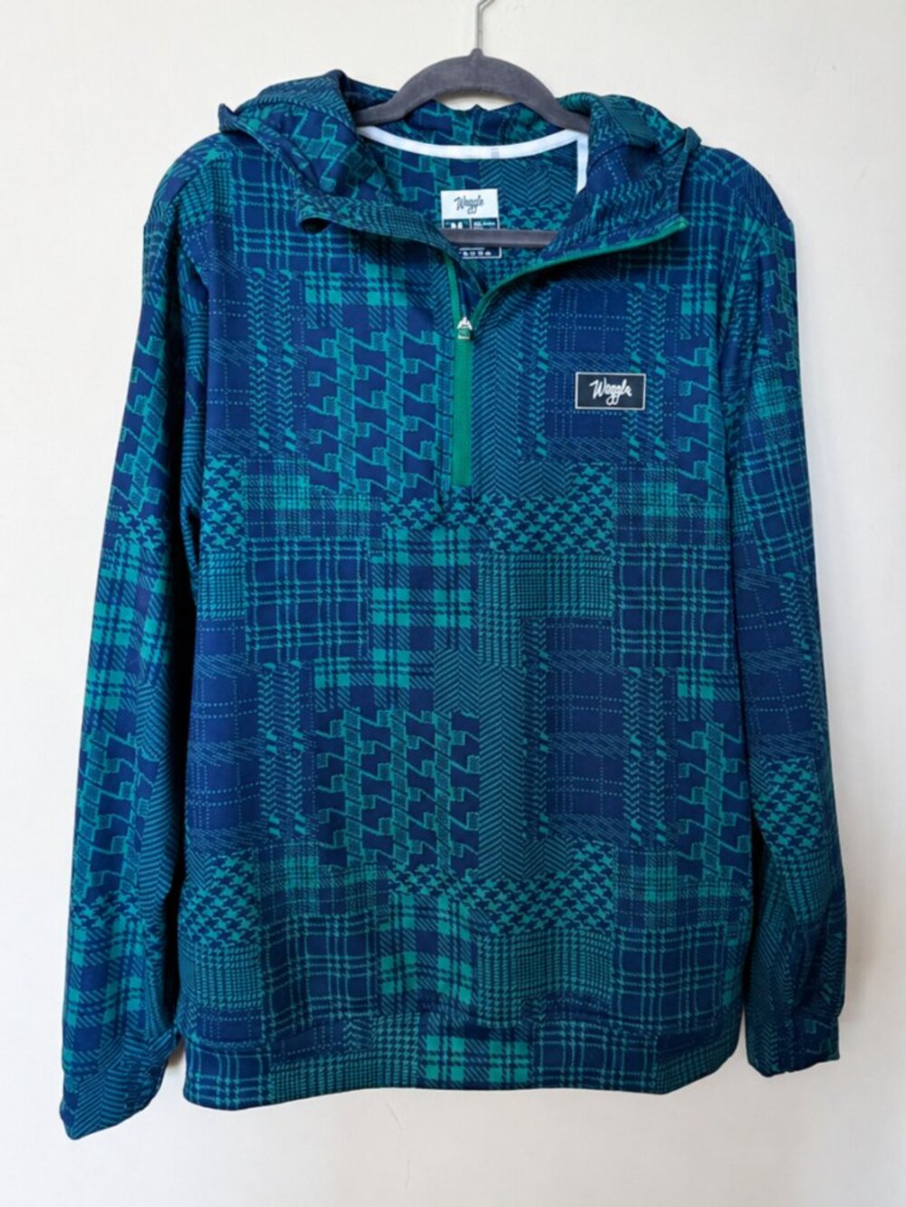 Waggle Golf Men’s Medium Plaid Hooded Quarter-Zip Pullover Blue Green